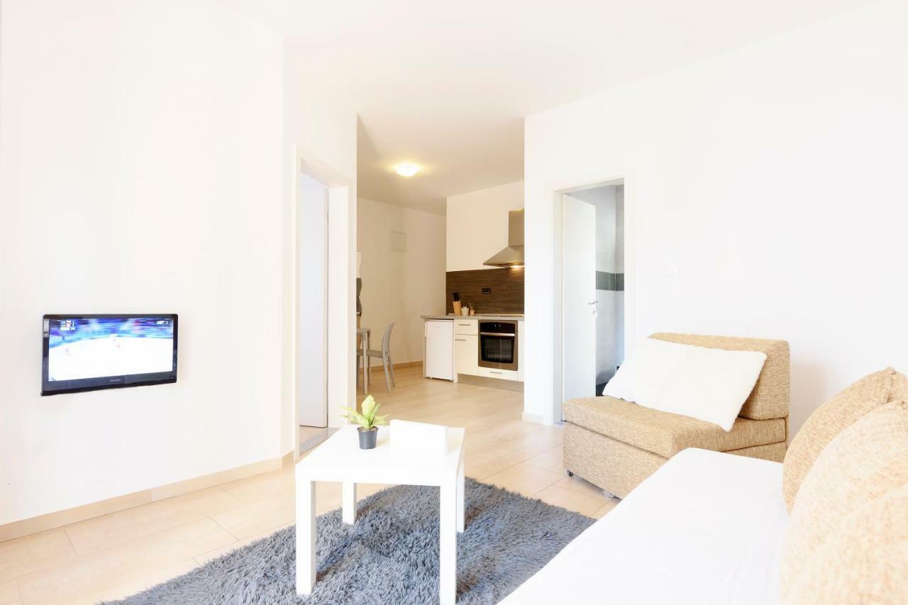 Very Special Apartments Pakoštane Εξωτερικό φωτογραφία