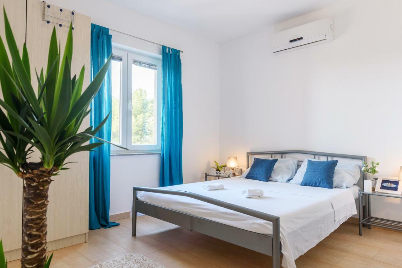 Very Special Apartments Pakoštane Εξωτερικό φωτογραφία