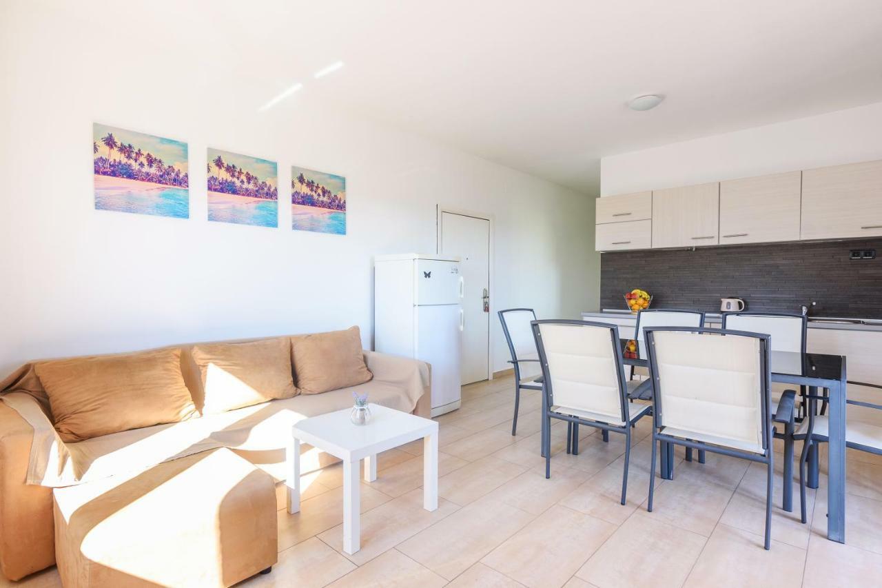 Very Special Apartments Pakoštane Εξωτερικό φωτογραφία