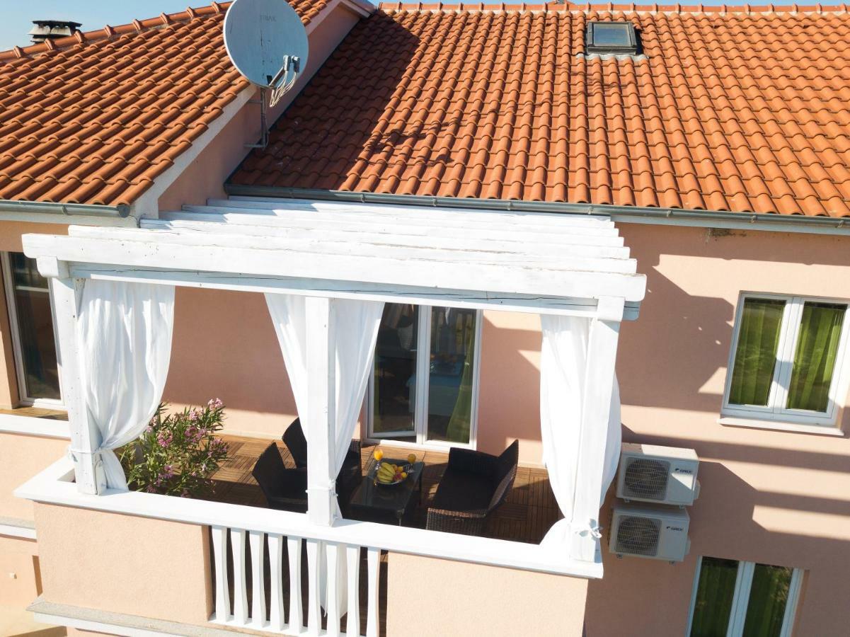 Very Special Apartments Pakoštane Εξωτερικό φωτογραφία